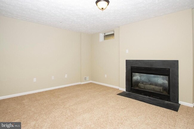Building Photo - 2269 Lea Ct