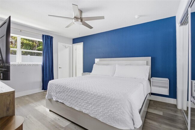 Building Photo - 1301 NE 16th Terrace