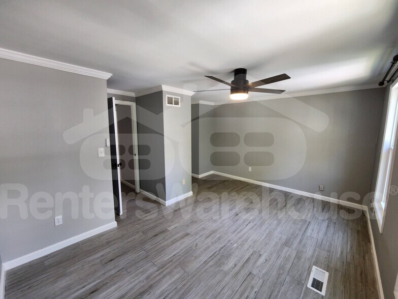 Building Photo - 846 Regal Path Ln