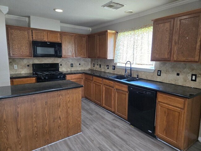 Building Photo - 3162 Crossout Ct