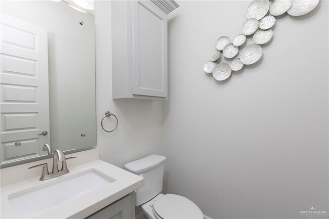 Building Photo - 2200 S 10th St