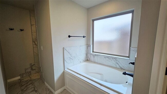 Building Photo - 10401 SW 55th St