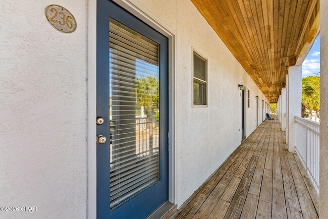 Building Photo - 236 Bonita Cir