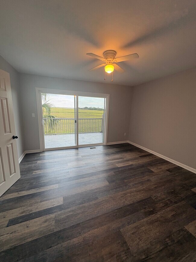 Building Photo - 604 Marshview Cir Dr