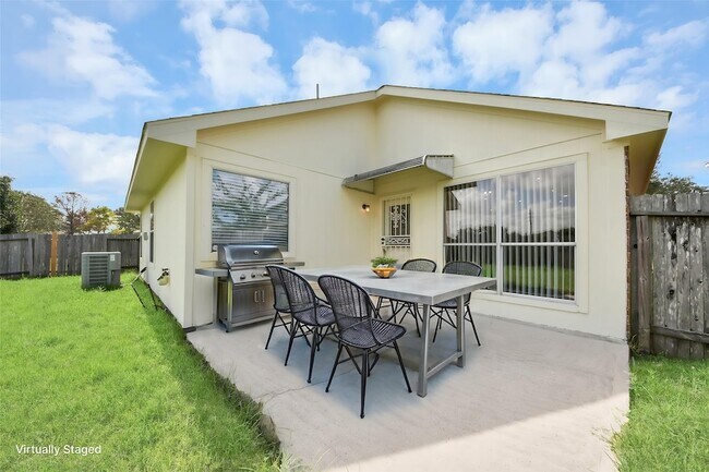 Building Photo - 8431 Taraglen Ct