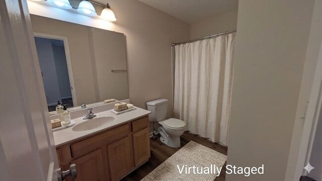 Building Photo - 4BR/2.5BA Middletown Home - Study with French Doors - Pond View