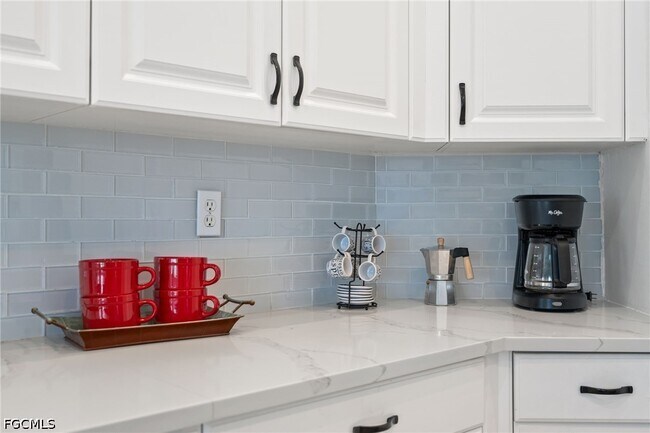 Building Photo - 21489 Sheridan Run