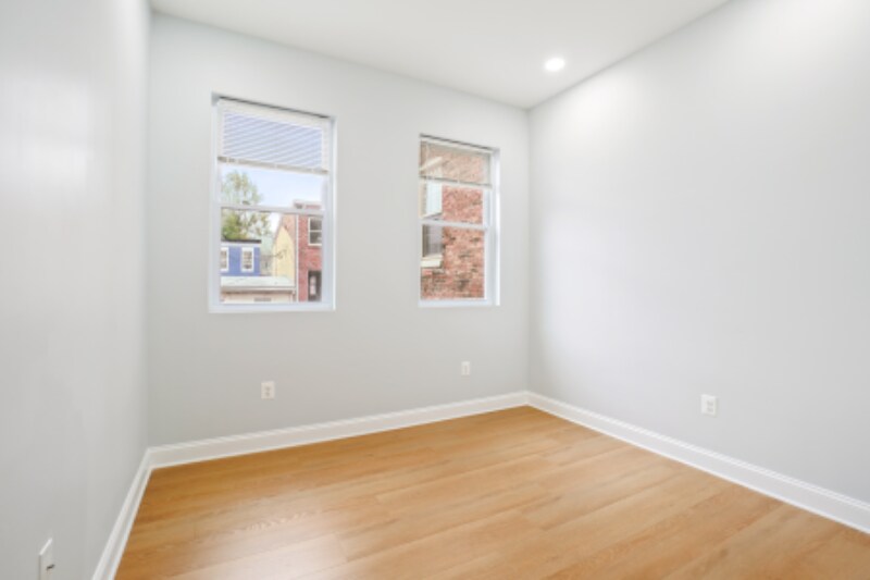 Building Photo - 604 N Eutaw St