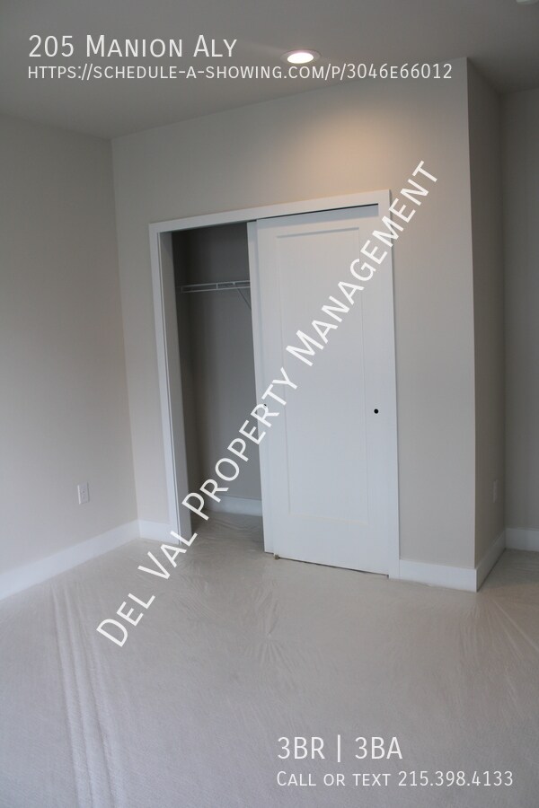 Building Photo - 205 Manion Aly