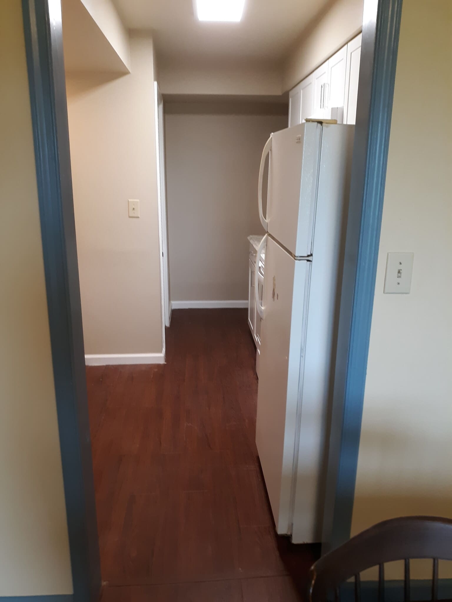kitchen entrance - 19606 Ridgeside Rd