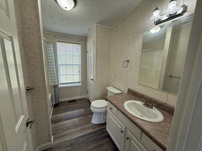 Second Bathroom - 1336 Mars Evans City Rd