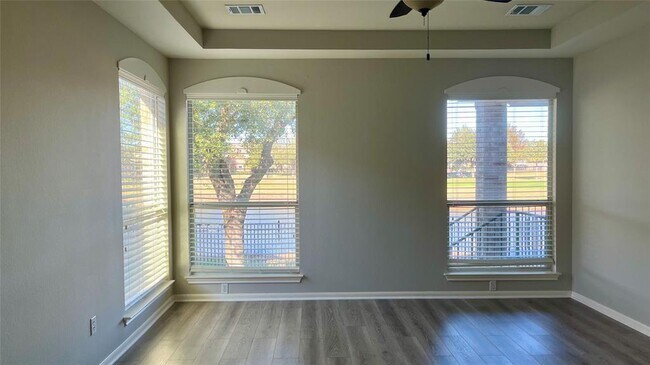 Building Photo - 764 Bent Wood Pl