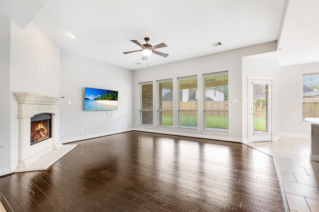 Building Photo - 1227 Martinez Ct