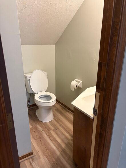 Building Photo - 26B Northtown Rd