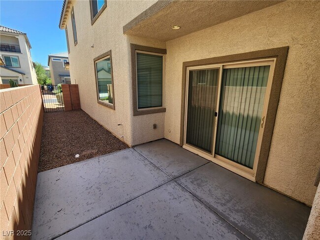 Building Photo - 3029 Young Bouvier Ave