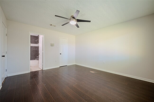 Building Photo - 16250 Camino Del Sol Dr