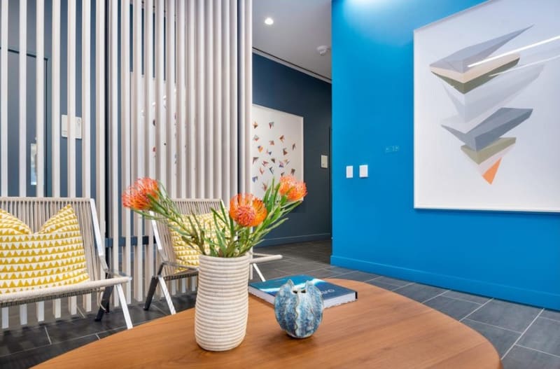 Building Photo - 1001 Queen St