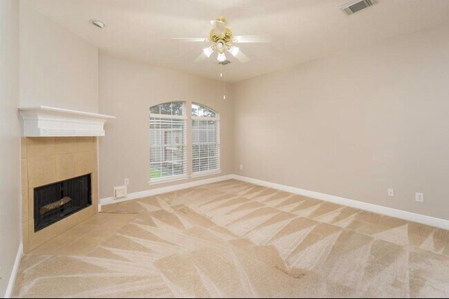 Building Photo - 1408 S Friendswood Dr