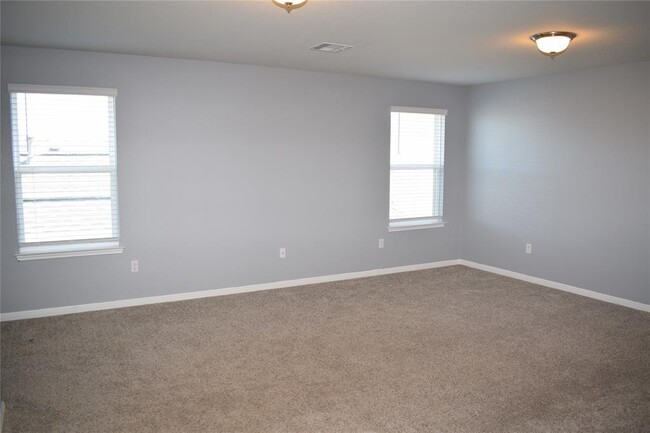 Building Photo - 120 Feather Grass Ave