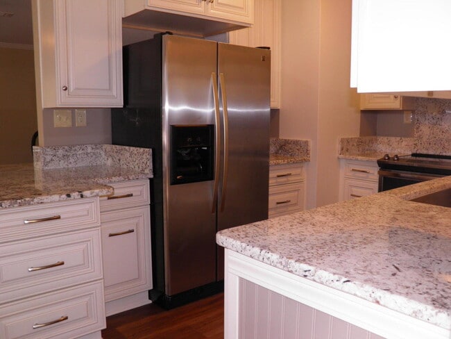 Building Photo - 629 Gap Creek Dr