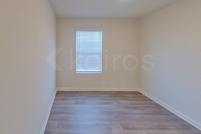 Building Photo - 318 Ironwood Ct