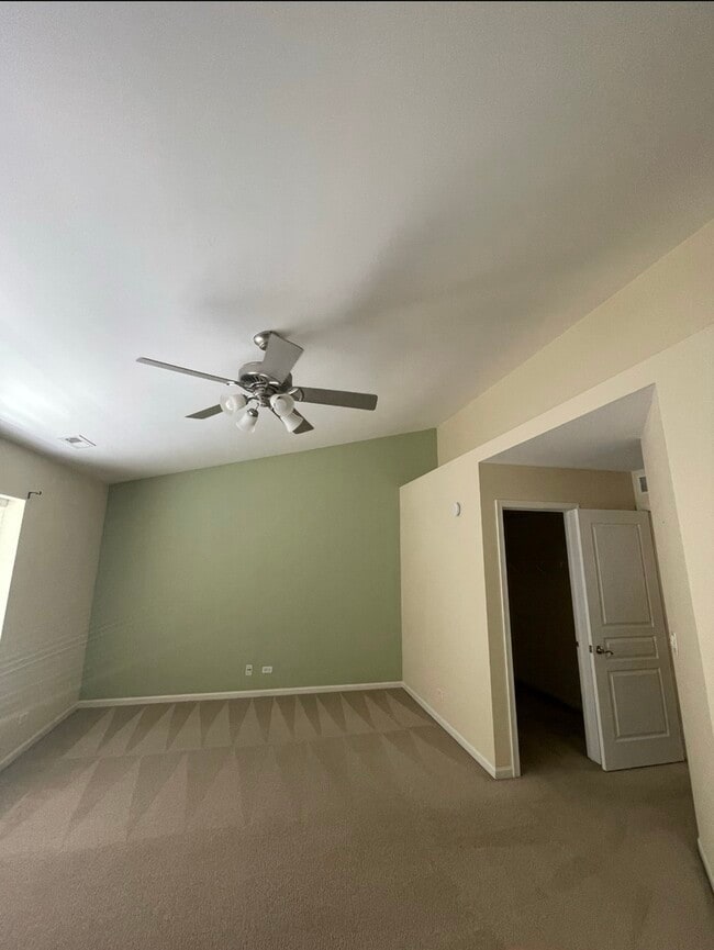 Building Photo - 24825 Gates Ct