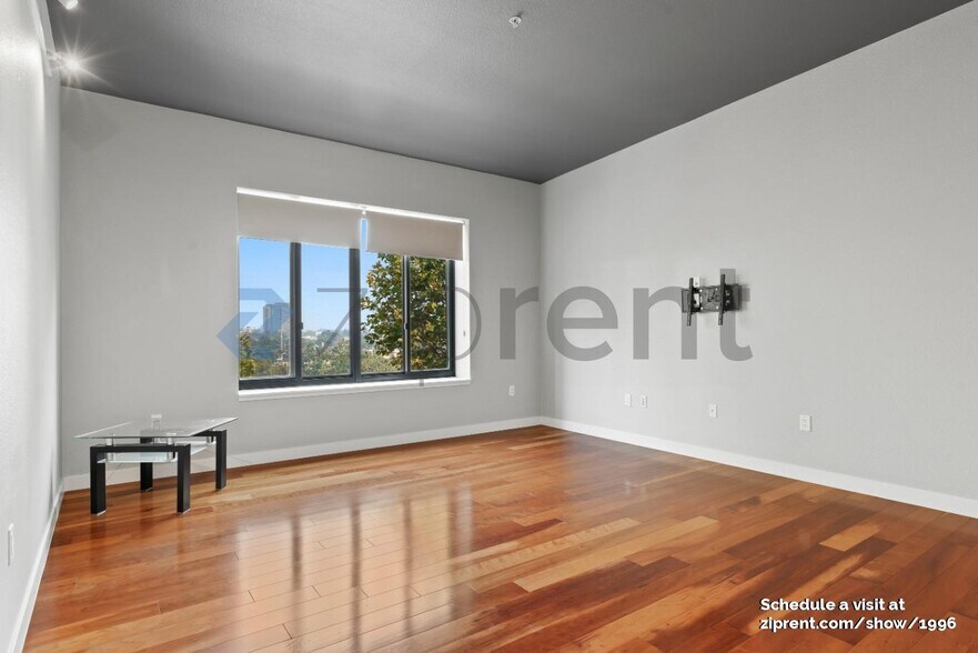 Building Photo - 88 Bush St