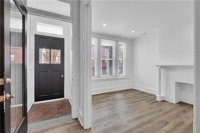 Building Photo - 3219 Kennett Sq