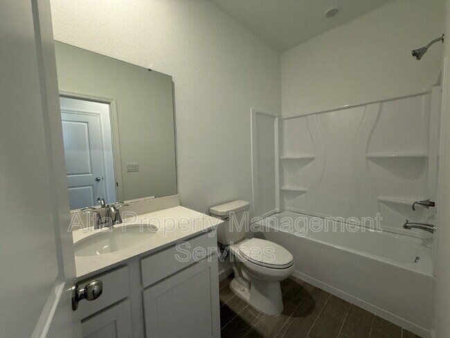 Building Photo - 8205 Horsebit Cir