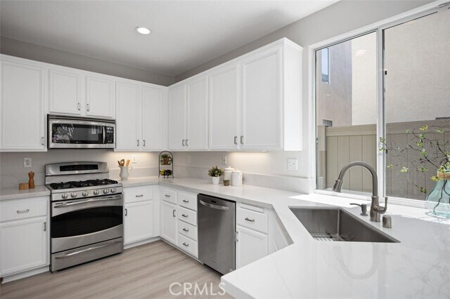 Building Photo - 2 Allaire Way