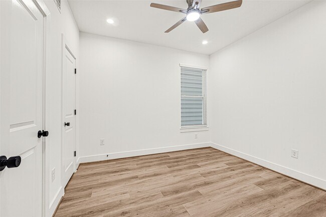 Building Photo - 4606 Crown Grove Ln