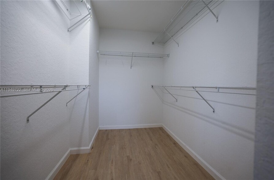 Building Photo - 16122 Poppyseed Cir