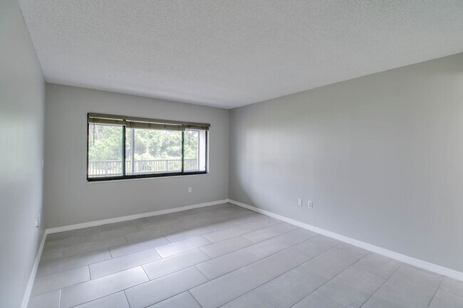 Building Photo - 1054 Lotus Cove Ct