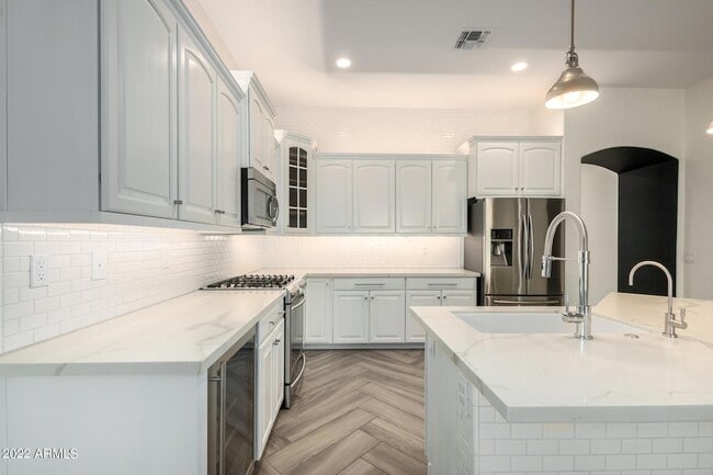 Building Photo - 10440 W Cashman Dr