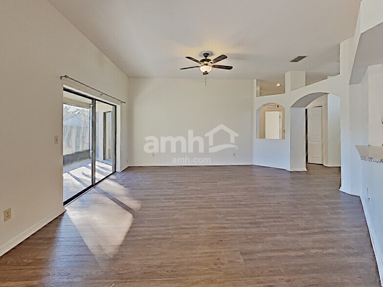Building Photo - 1612 Westerly Dr