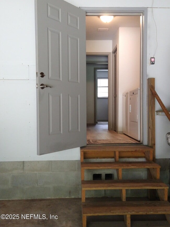 Building Photo - 8201 Hall Ln