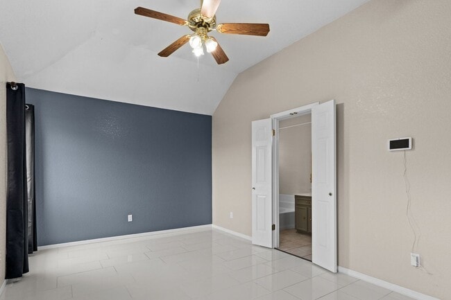 Building Photo - 5003 Joseph Dr