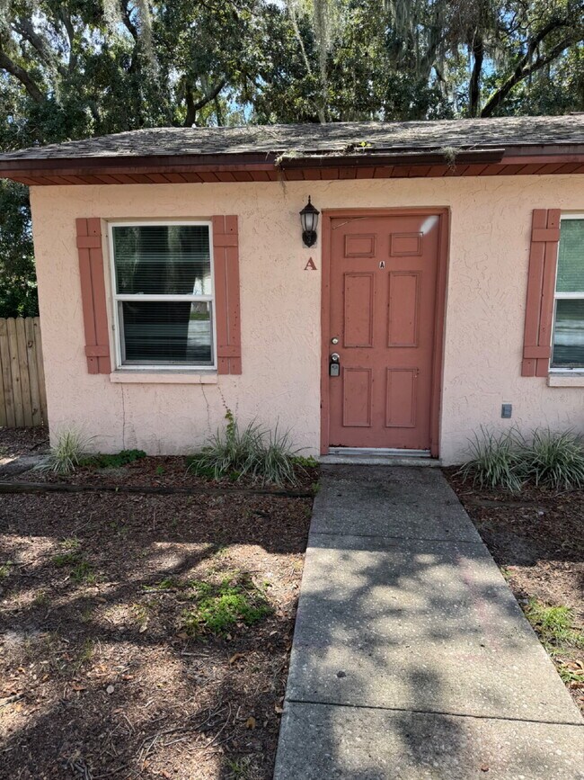 Building Photo - 3012 Allred Dr