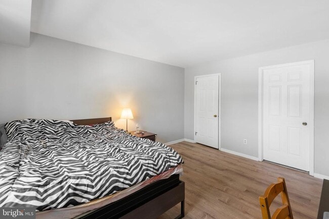 Building Photo - 45 Le Forge Ct