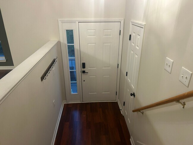 Building Photo - 510 Huntington Ridge Dr