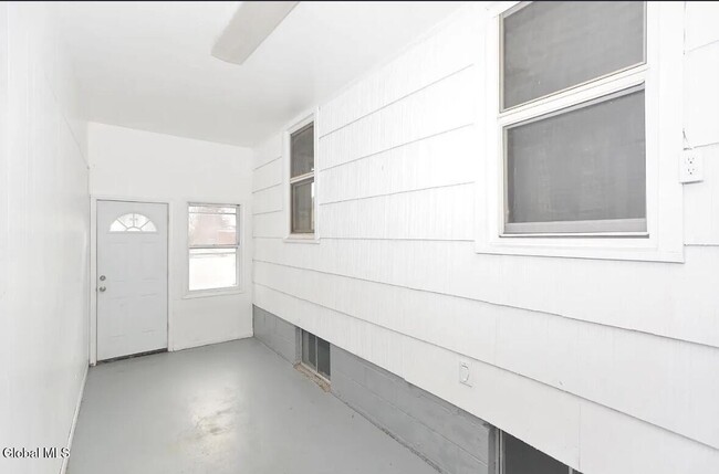 Building Photo - 62 Homestead St