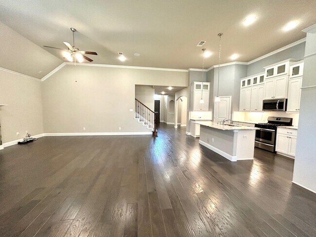 Building Photo - 1400 Via Toscana Ln