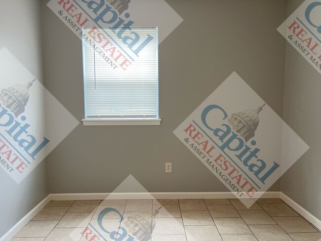 Building Photo - 3 Bedroom in Del City