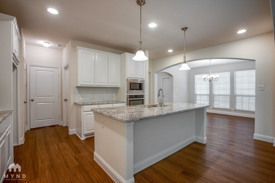 Building Photo - 3317 Damsel Sauvage Ln