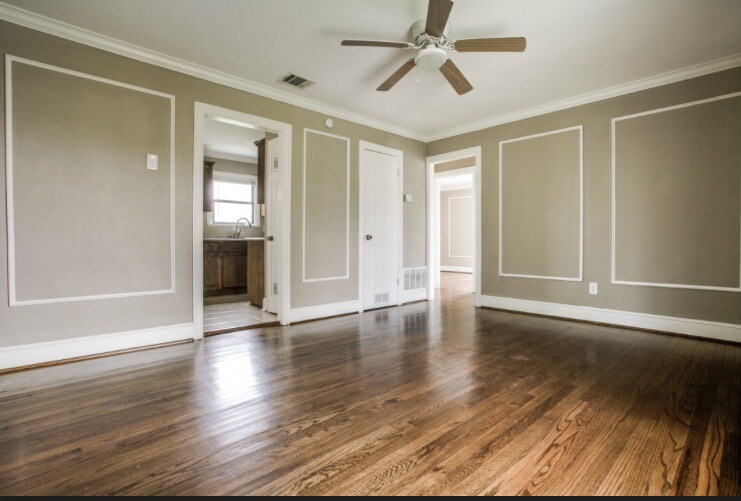 Building Photo - 417 E Holley St