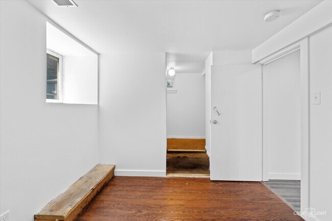 Building Photo - 505 E Jackson St