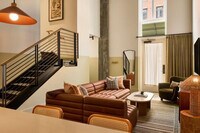 Building Photo - 711 Ann St