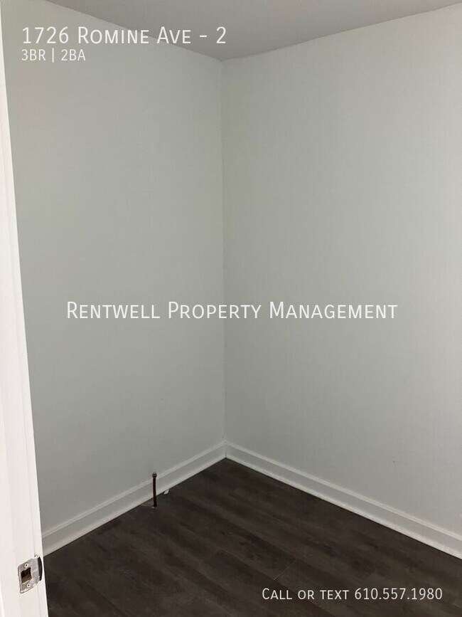Building Photo - 1726 Romine Ave