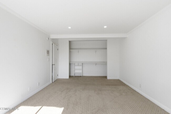 Building Photo - 4613 Reforma Rd