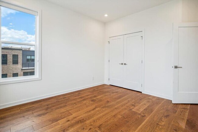 Building Photo - 14420 Beckett Glen Cir